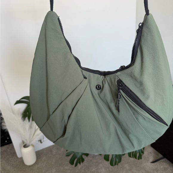 Stylish Green Women's Bag - Picture 1 of 2
